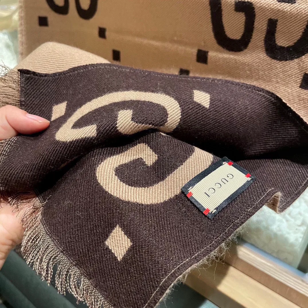 Gucci Wool Silk Scarf Beige - Image 9