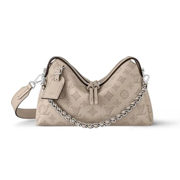 Louis Vuitton Hand