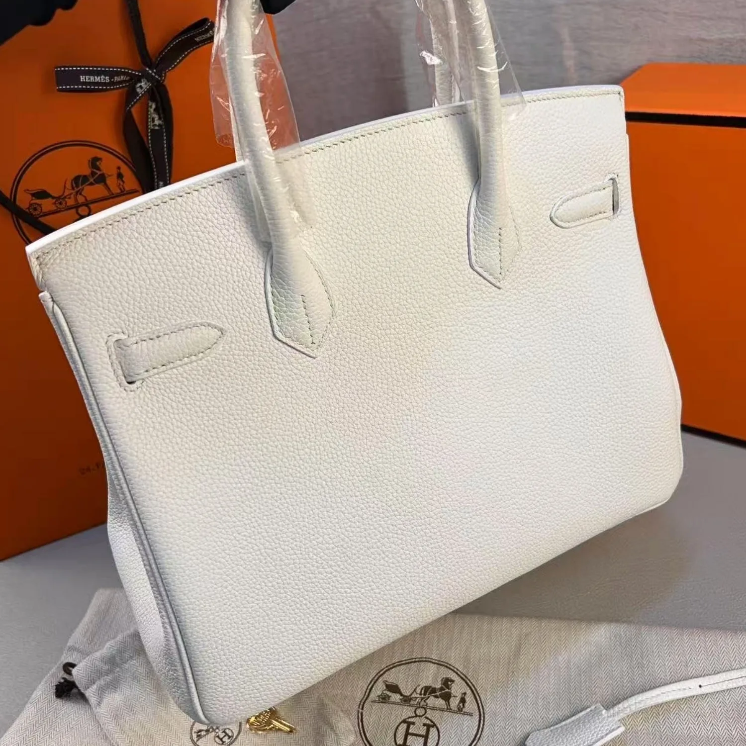 Hermes Birkin Top Handle Bag / White Gold Hardware - Image 3