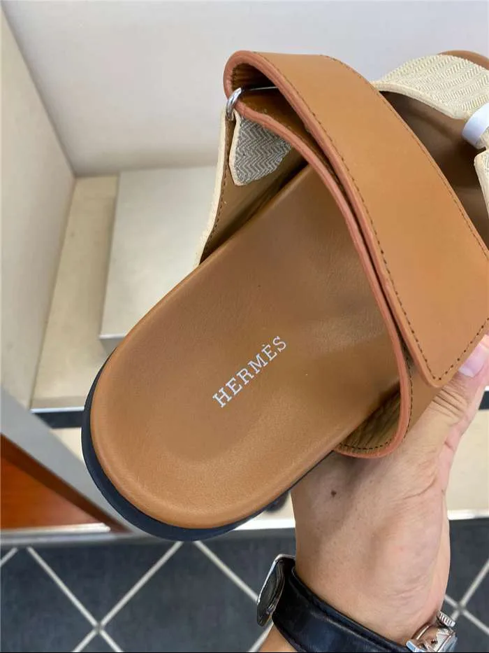 Hermes Chypre Sandal Beige - Image 2