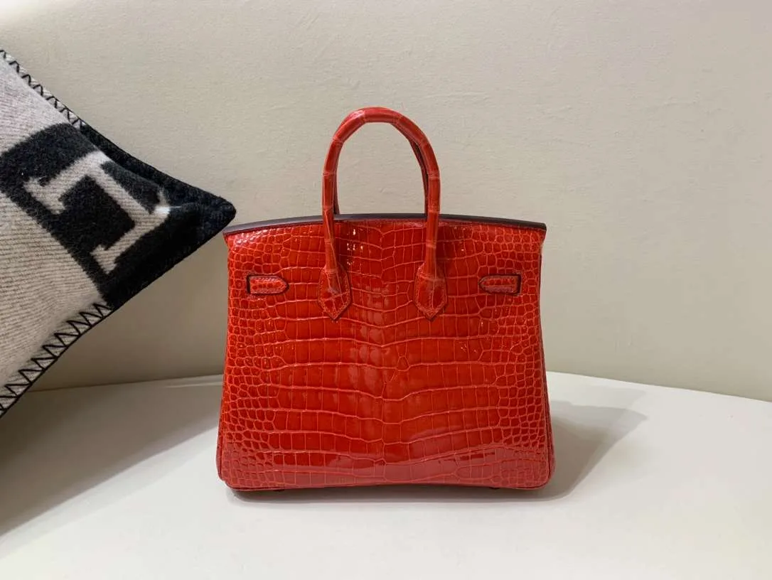 Hermes Braise Crocodile Birkin Top Handle Bag / Red Gold Hardware - Image 3
