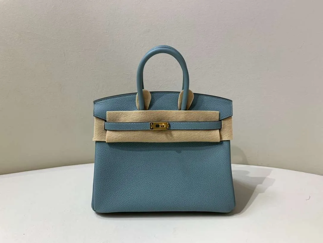 Alternative view of Hermes Birkin 25 Beton Togo Jade Green /