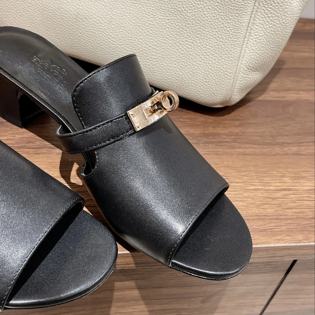 Hermes Candy Sandal Black - Image 4