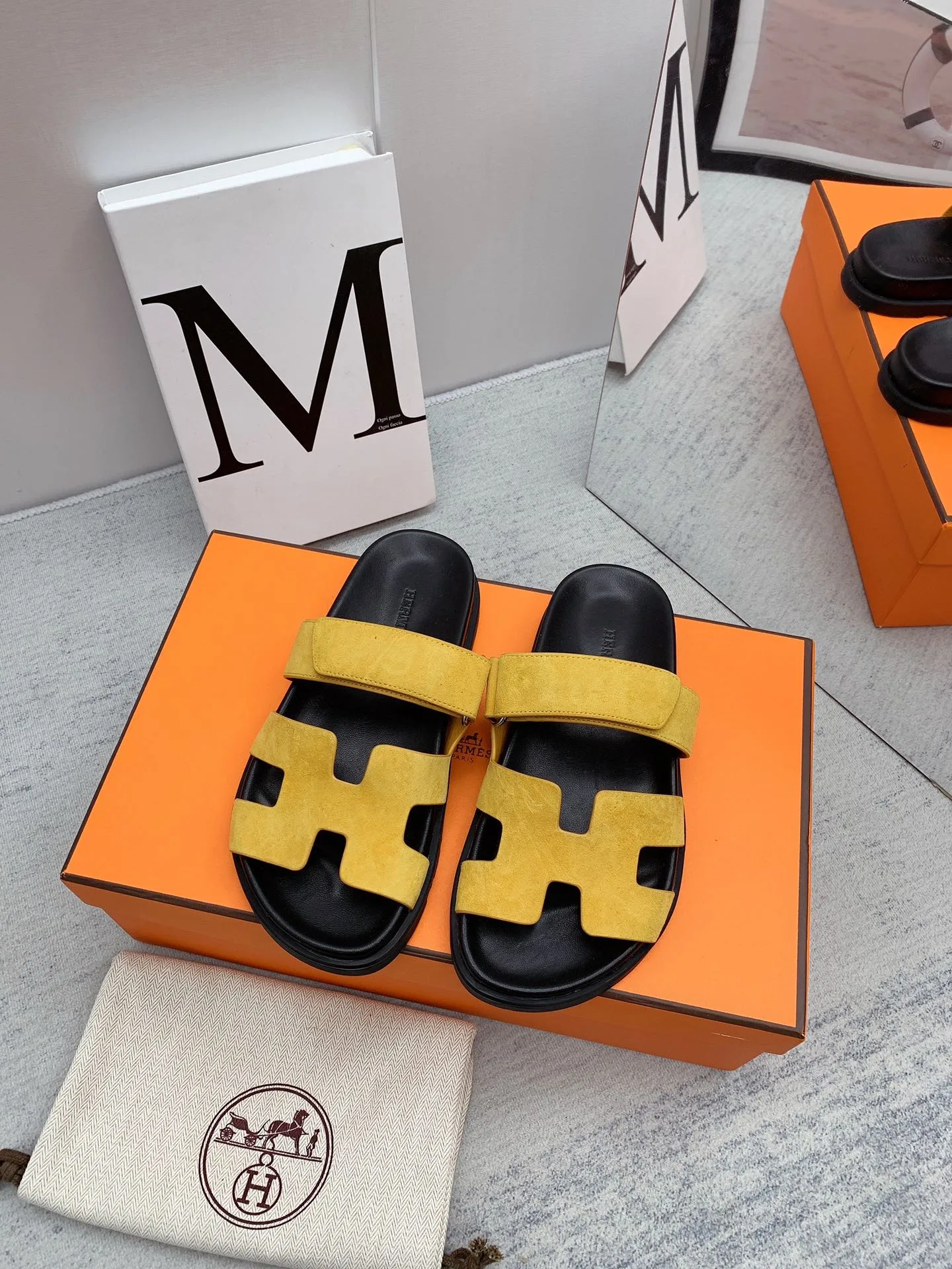 Hermes Chypre Sandal Yellow - Image 9