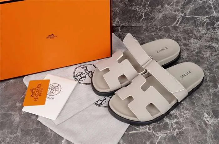 Hermes Chypre Sandal Grey - Image 2