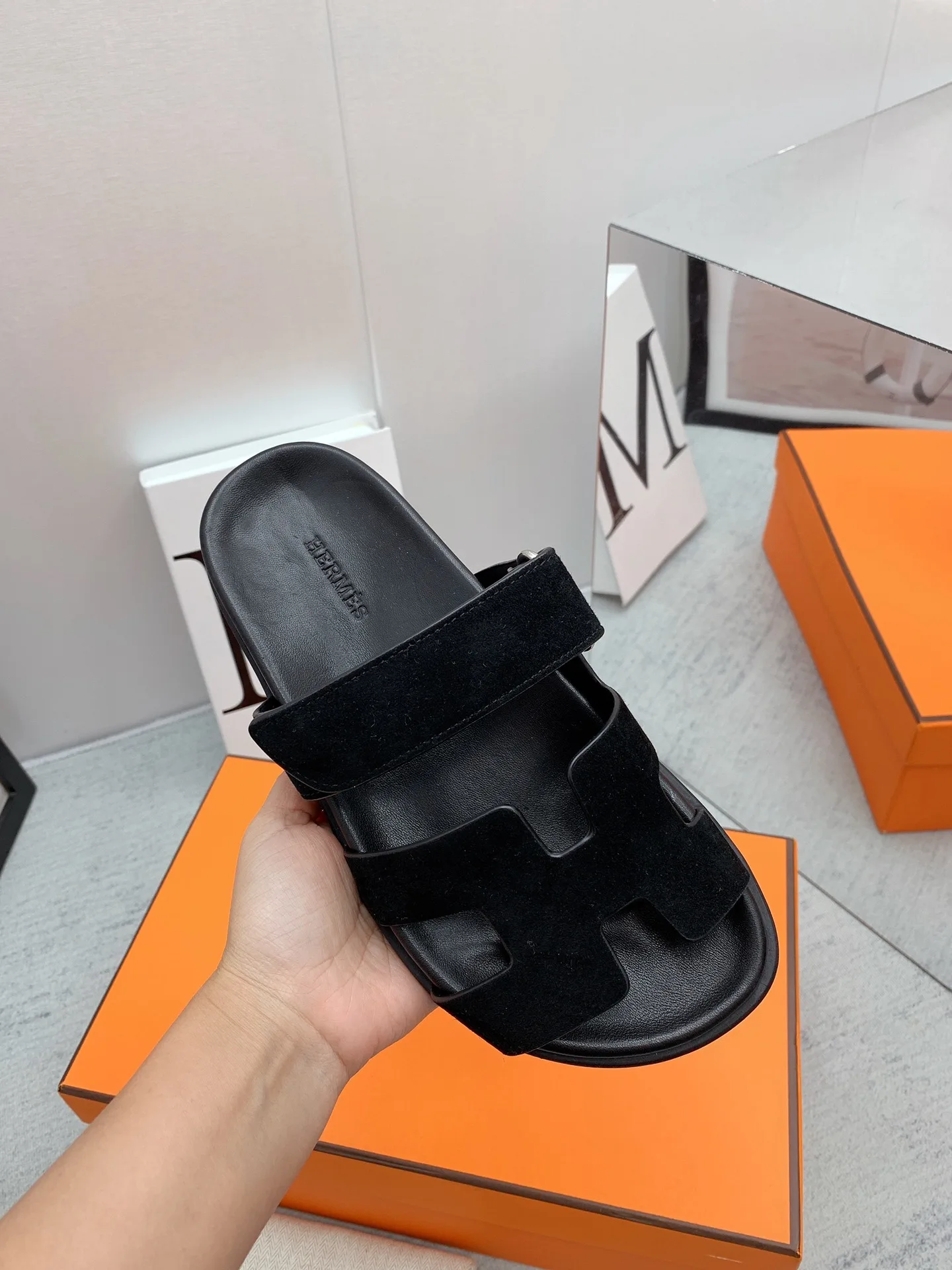 Hermes Chypre Sandal Black - Image 4