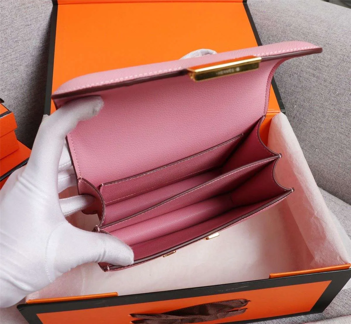 Hermes Constance 18 Crossbody Bag / Pink Gold Hardware - Image 9
