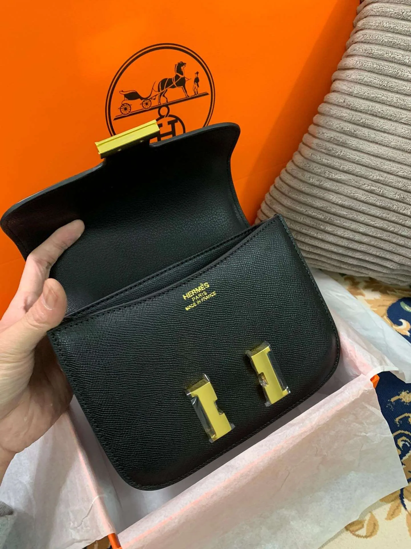 Hermes Constance 18 Crossbody Bag / Black Gold Hardware - Image 6