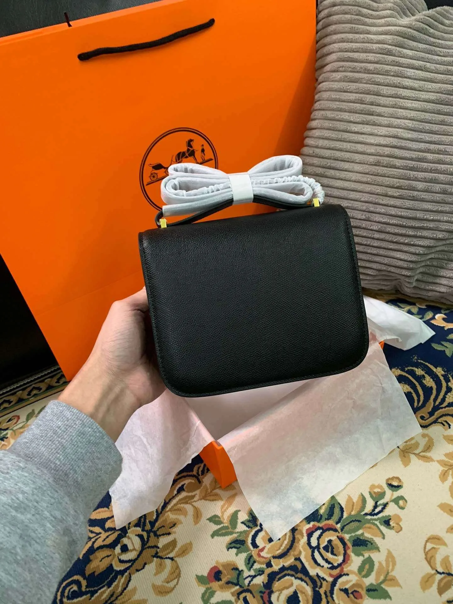 Hermes Constance 18 Crossbody Bag / Black Gold Hardware - Image 5