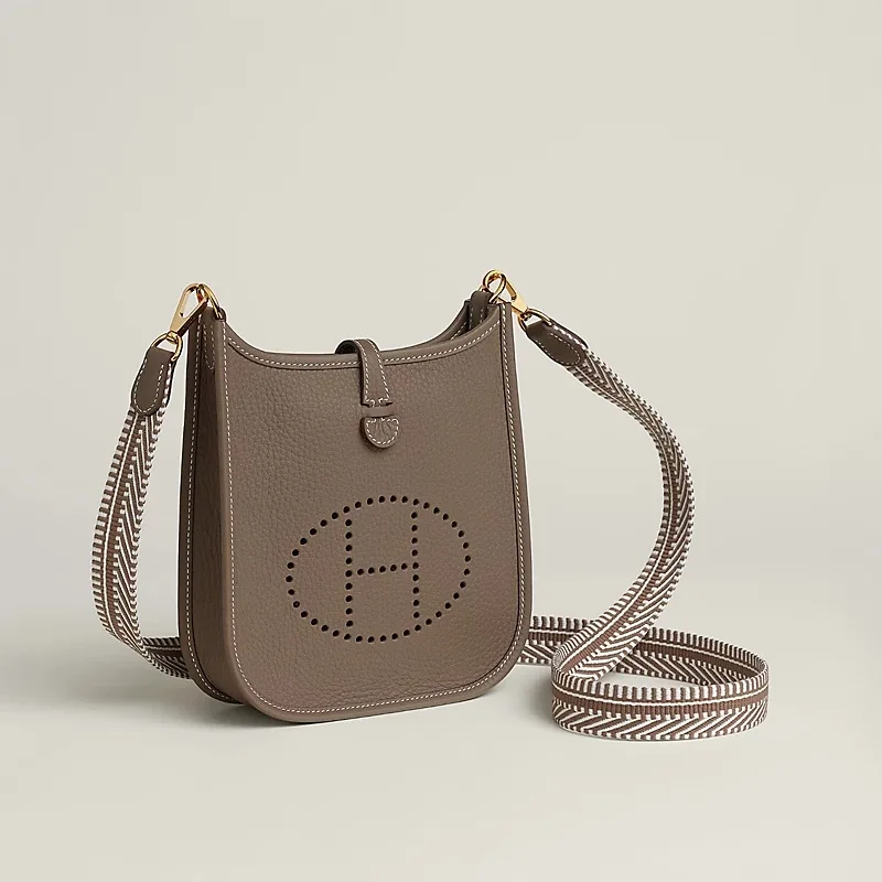 Hermes Evelyne 16 Amazone Shoulder Bag / Etoupe Gold Hardware - Image 3
