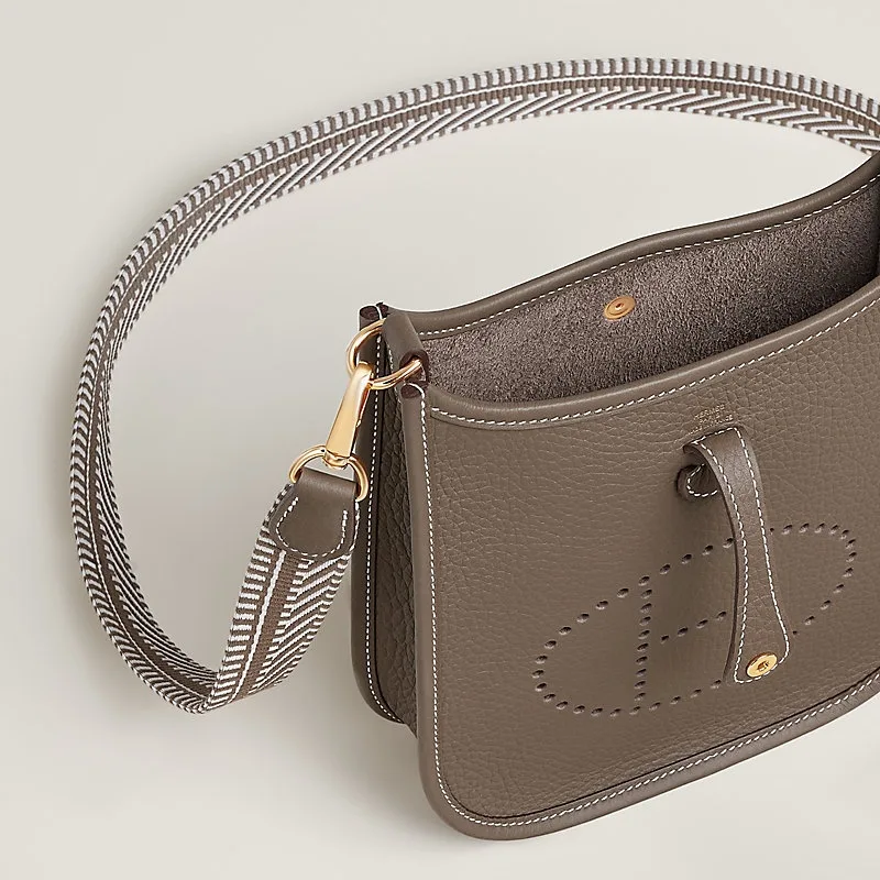 Hermes Evelyne 16 Amazone Shoulder Bag / Etoupe Gold Hardware - Image 5