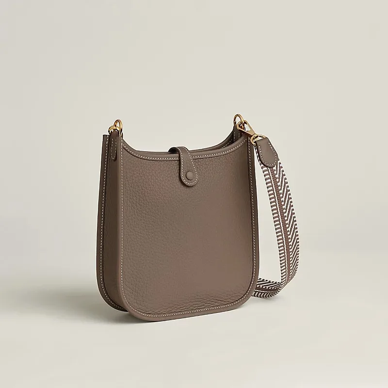 Hermes Evelyne 16 Amazone Shoulder Bag / Etoupe Gold Hardware - Image 4