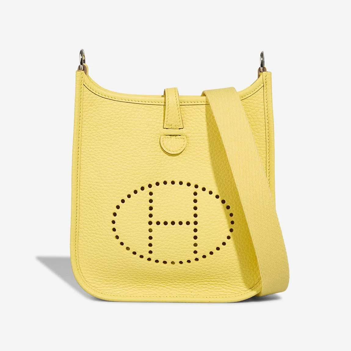 Hermes Evelyne 16 Amazone Shoulder Bag / Lime Palladium Hardware - Image 3