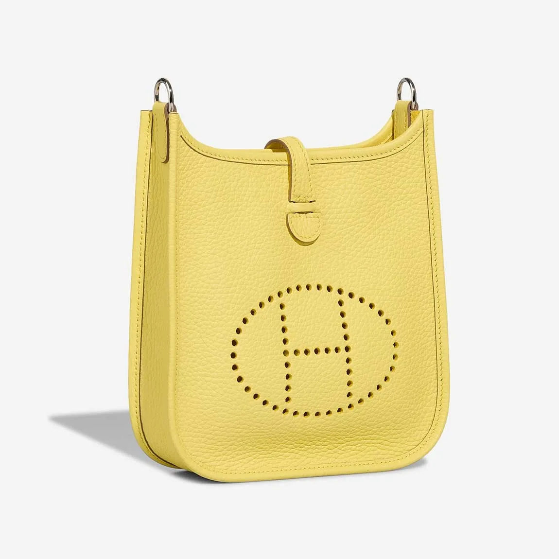 Hermes Evelyne 16 Amazone Shoulder Bag / Lime Palladium Hardware - Image 5