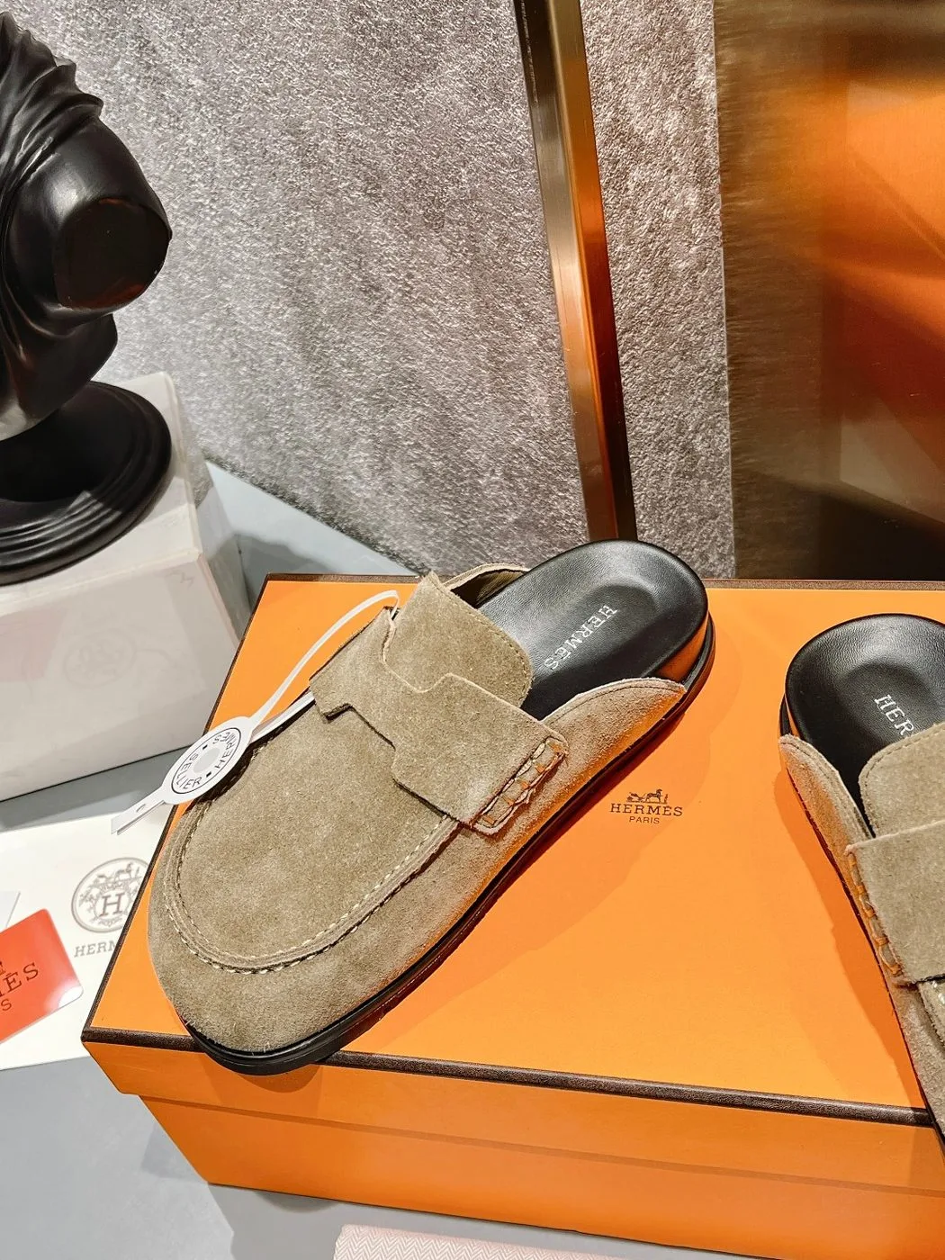 Alternative view of Hermes Go Mule Light Brown
