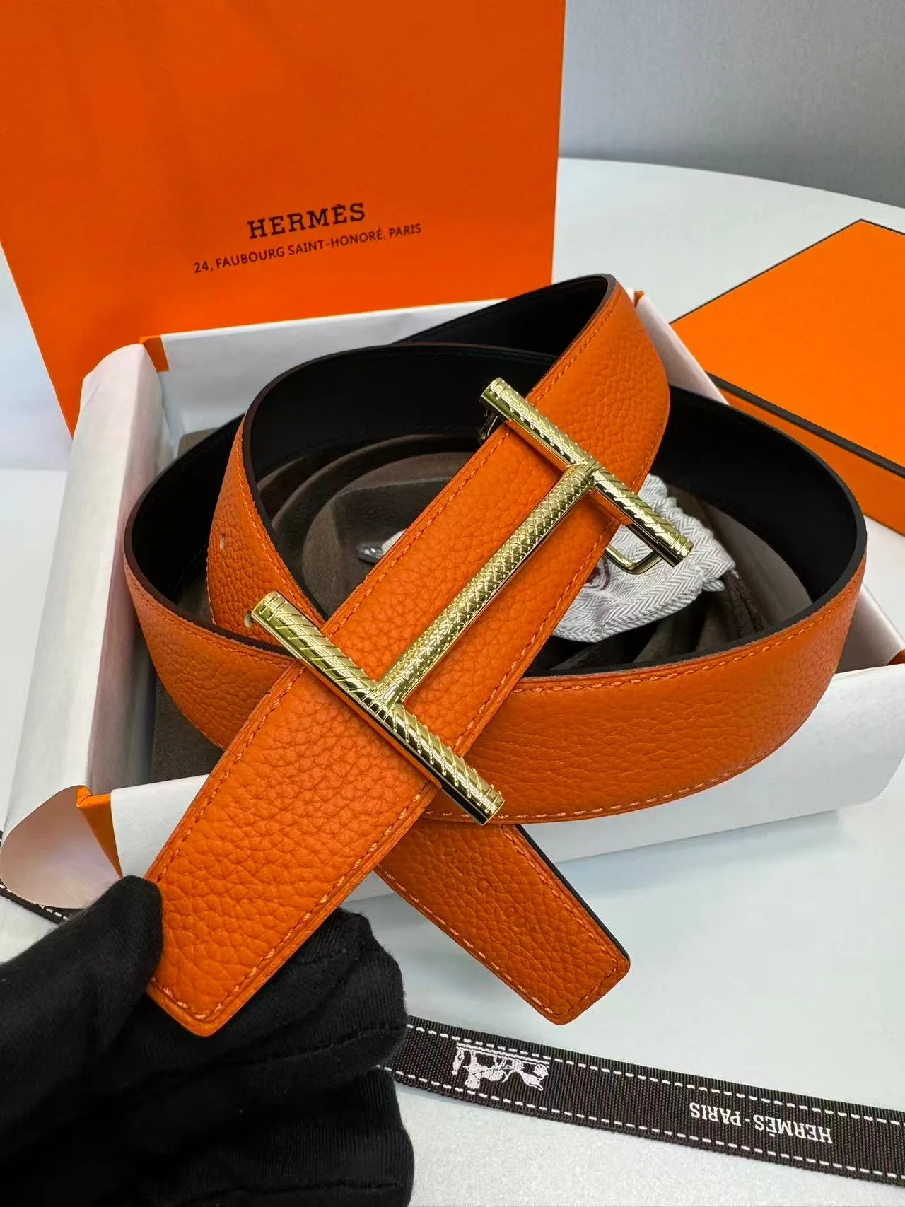 Hermès Hisseo Belt Buckle And Reversible Leather Strap Noir/Orange - Image 3