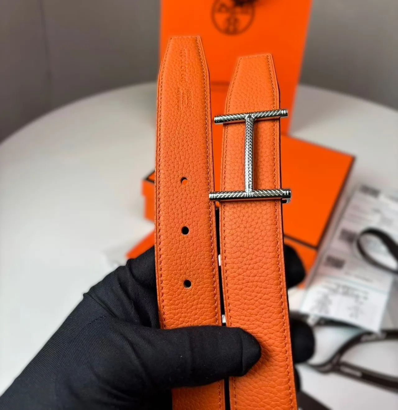 Hermès Hisseo Belt Buckle And Reversible Leather Strap Noir/Orange - Image 5