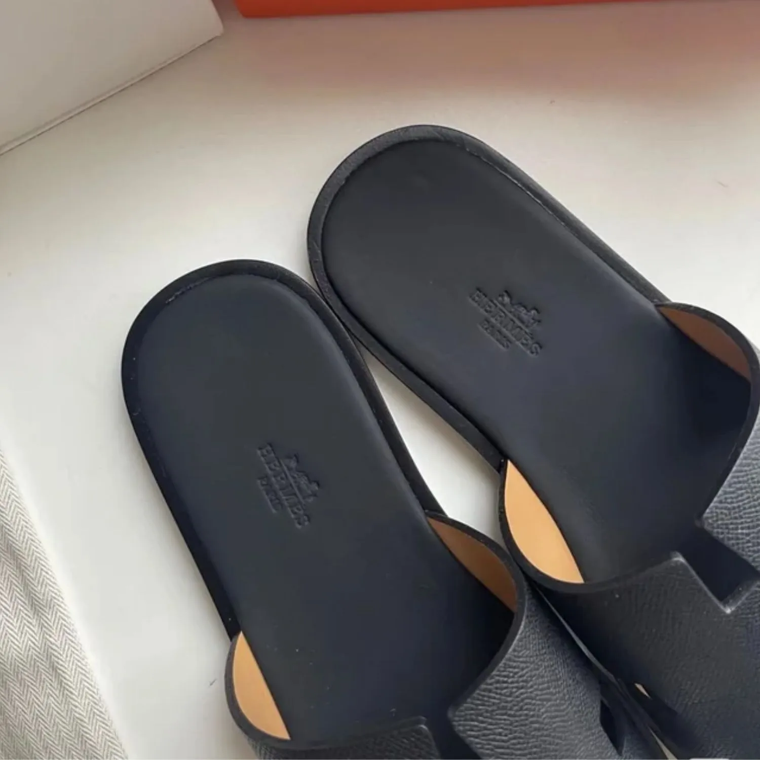 Hermes Izmir Sandals Black - Image 5
