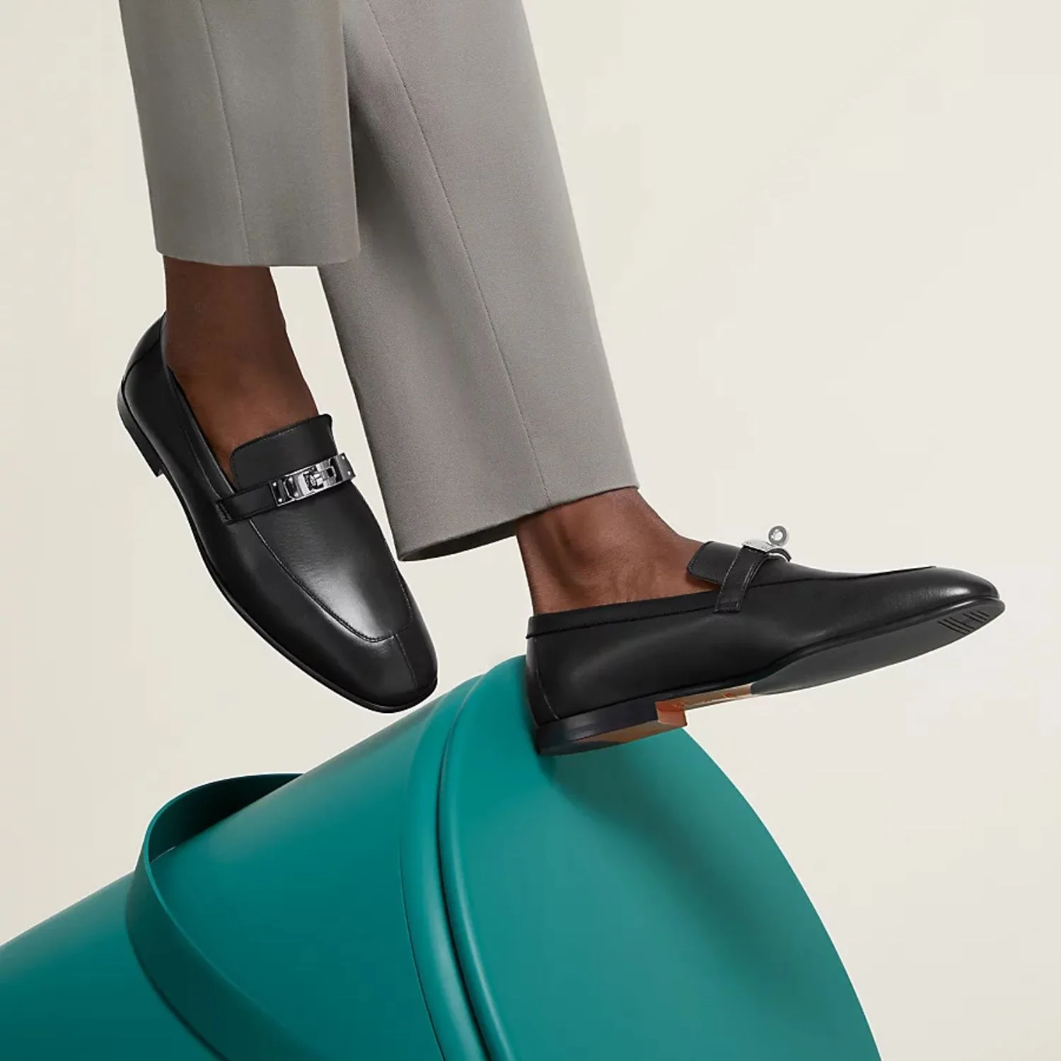 Alternative view of Hermes Karl Loafers Noir