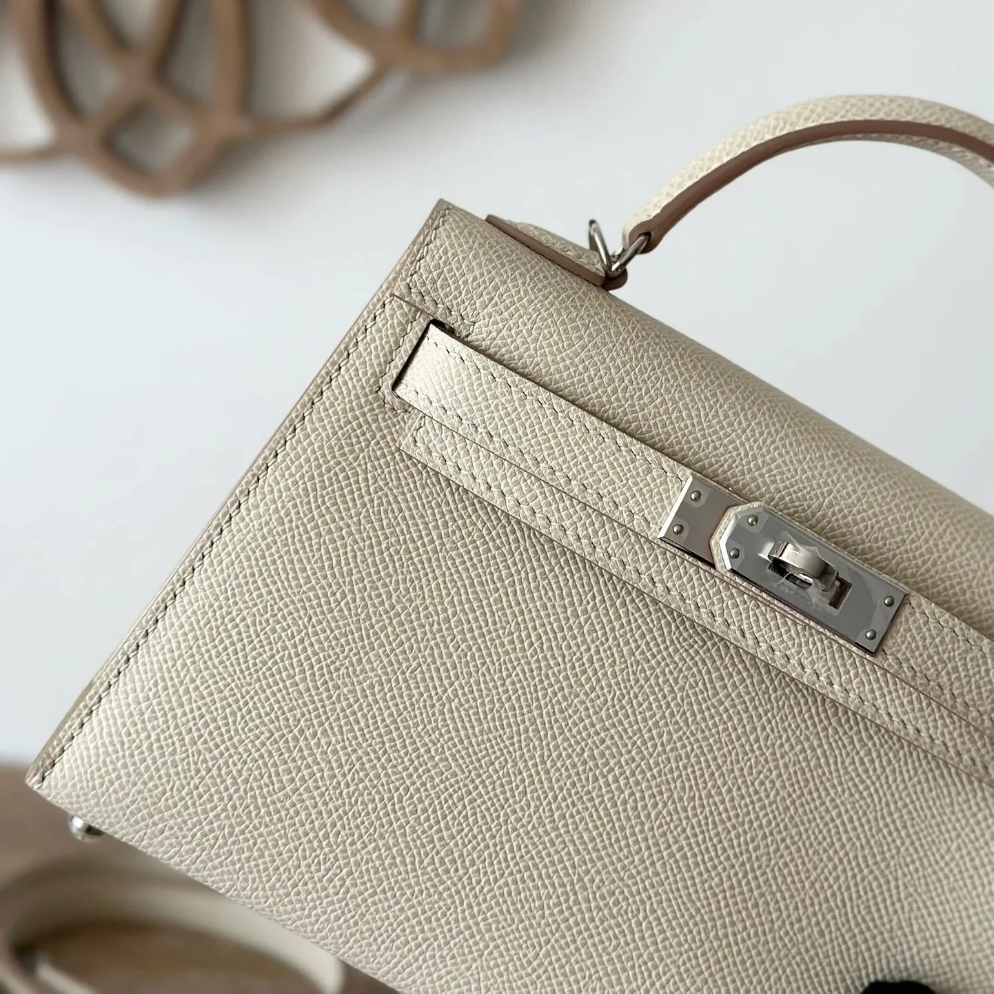 Hermes Kelly Mini Top Handle Bag / Craie Epsom Palladium Hardware - Image 5