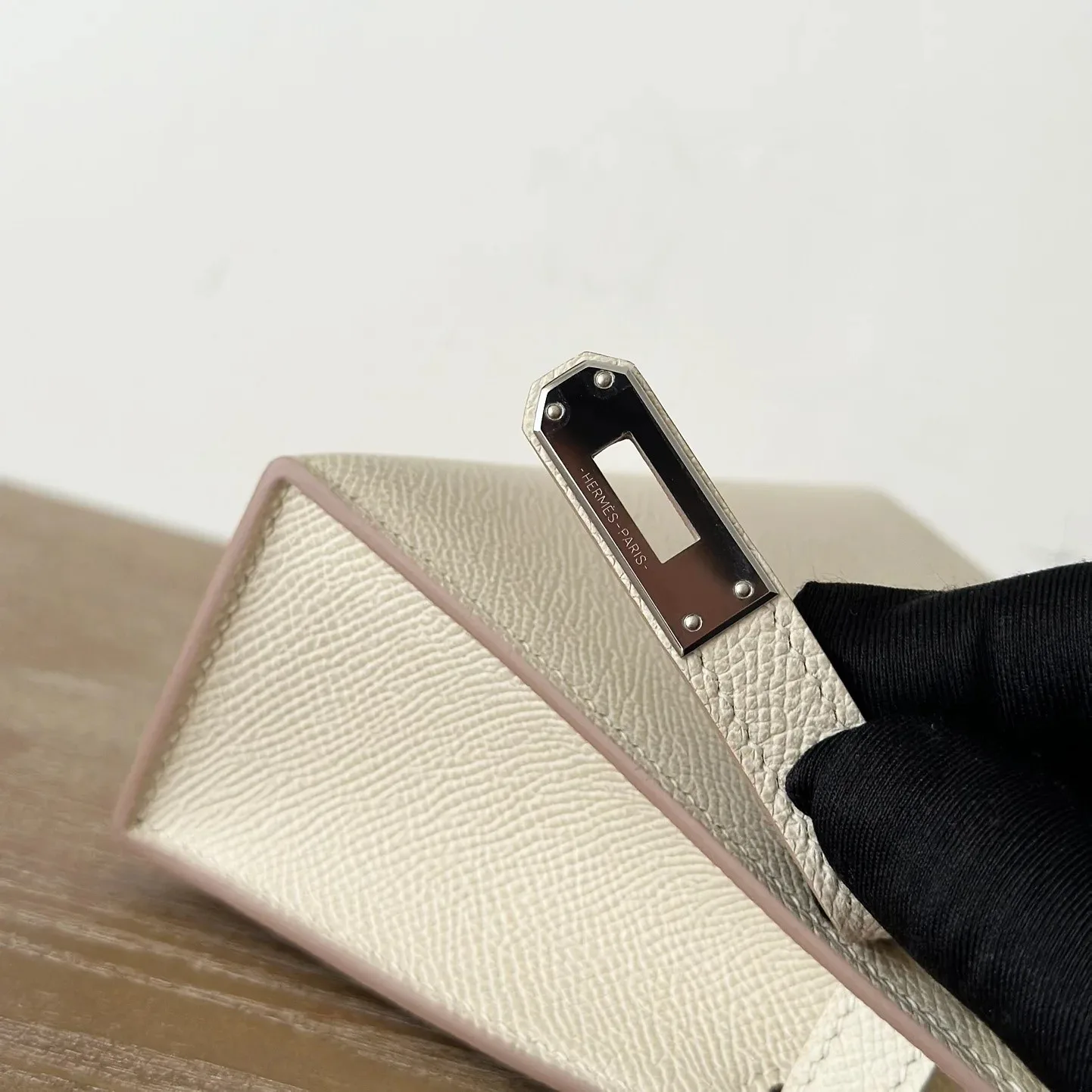 Hermes Kelly Mini Top Handle Bag / Craie Epsom Palladium Hardware - Image 9