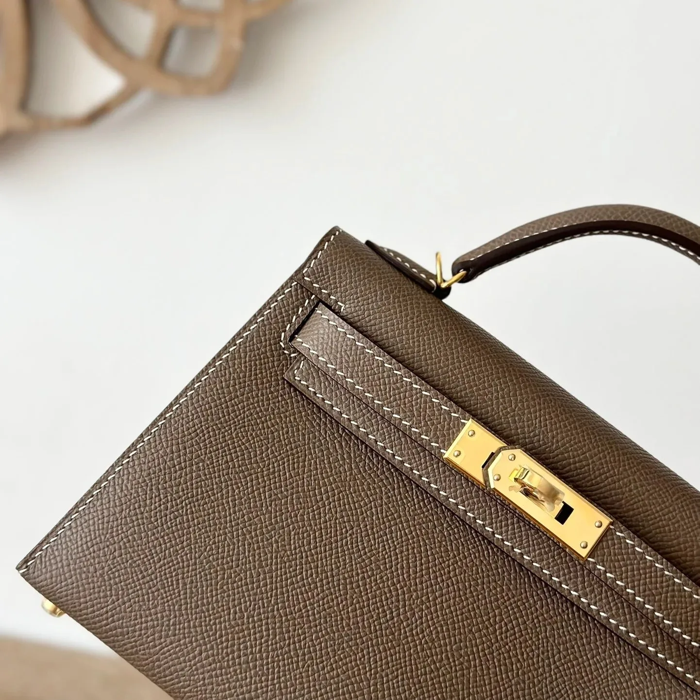 Hermes Kelly Mini Top Handle Bag / Etoupe Epsom Gold Hardware 's - Image 7
