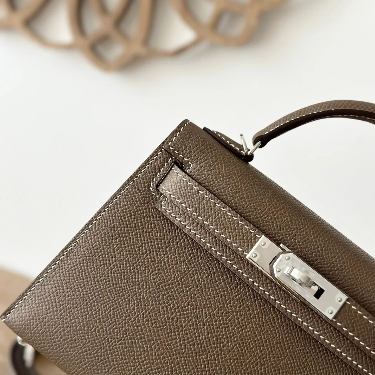 Hermes Kelly Mini Top Handle Bag / Etoupe Epsom Palladium Hardware - Image 6