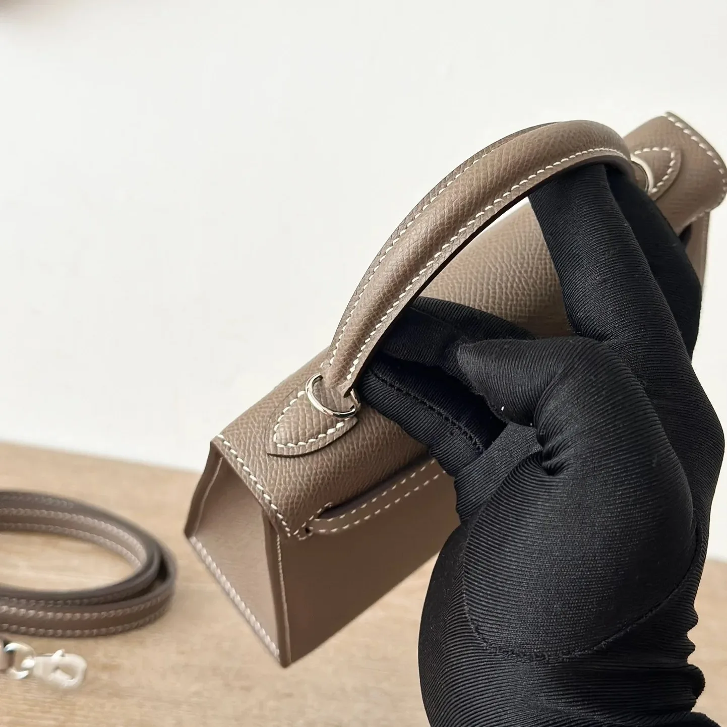 Hermes Kelly Mini Top Handle Bag / Etoupe Epsom Palladium Hardware - Image 7