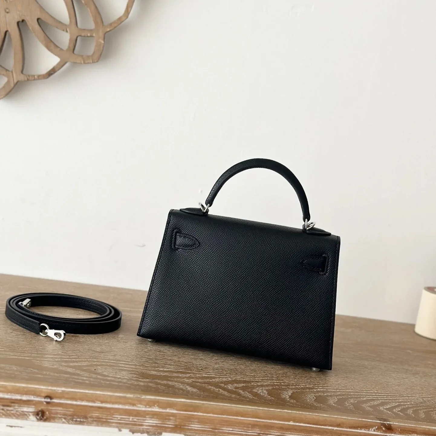 Hermes Kelly Mini Top Handle Bag / Noir Epsom Palladium Hardware - Image 4