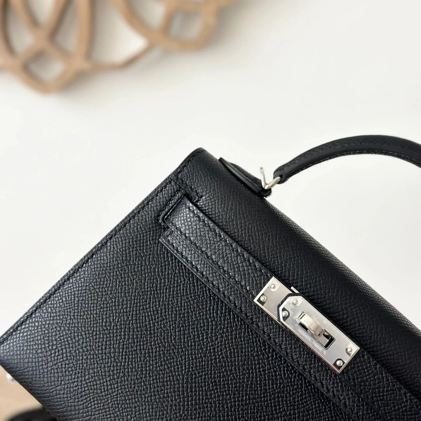 Hermes Kelly Mini Top Handle Bag / Noir Epsom Palladium Hardware - Image 7
