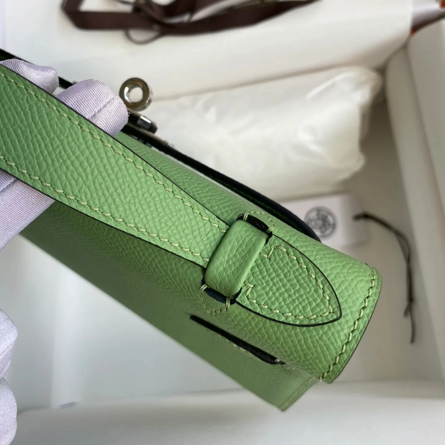 Hermes Kelly Pochette Top Handle Bag / Green Epsom Palladium Hardware - Image 9