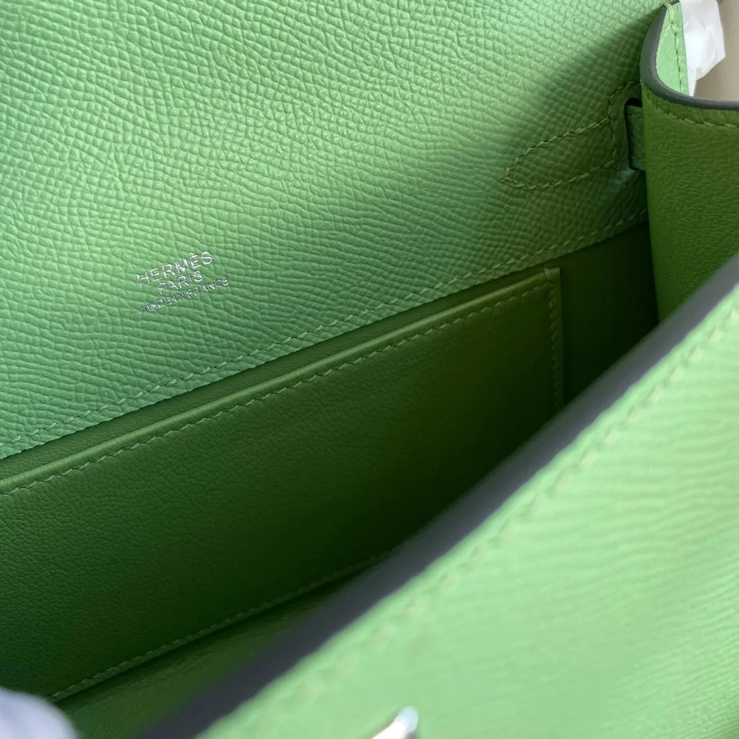 Hermes Kelly Pochette Top Handle Bag / Green Epsom Palladium Hardware - Image 10