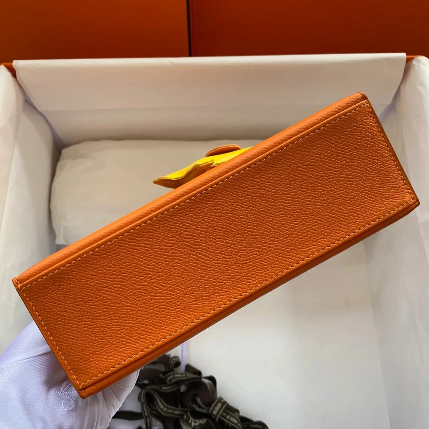 Hermes Kelly Pochette Top Handle Bag / Orange Epsom Gold Hardware - Image 6