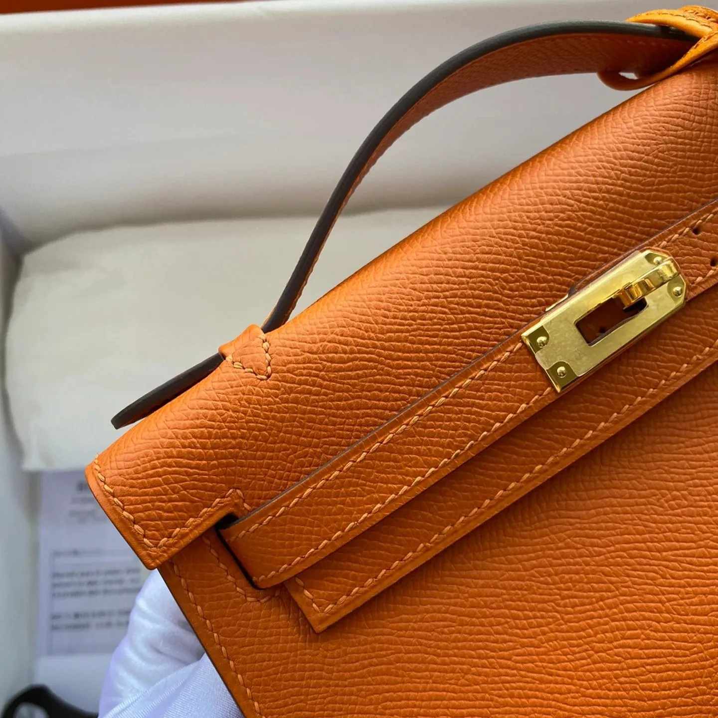 Hermes Kelly Pochette Top Handle Bag / Orange Epsom Gold Hardware - Image 5