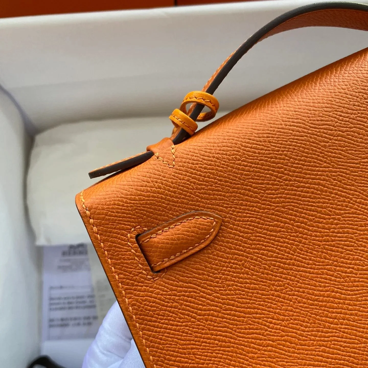 Hermes Kelly Pochette Top Handle Bag / Orange Epsom Gold Hardware - Image 7