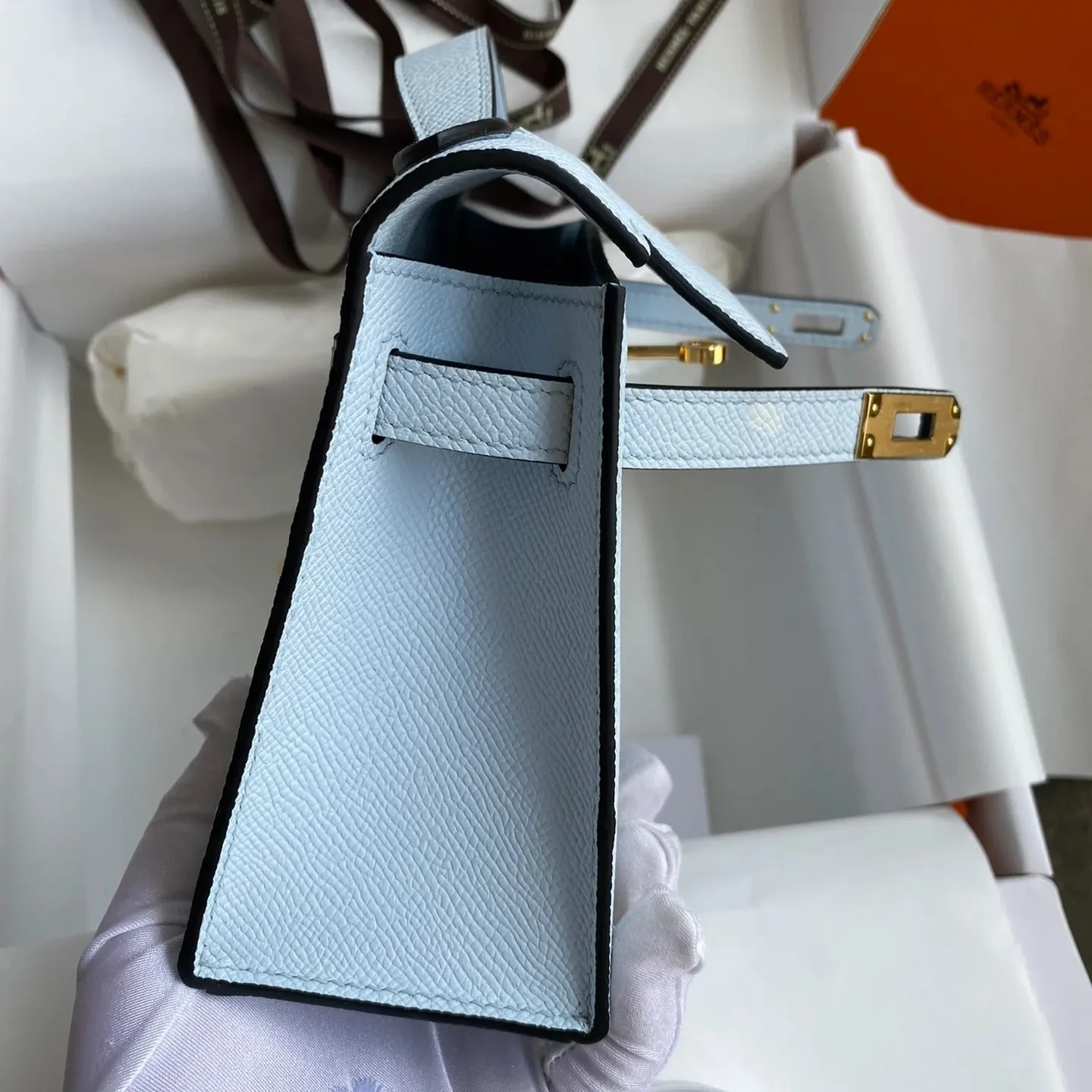 Hermes Kelly Pochette Top Handle Bag / Sky Blue Epsom Gold Hardware - Image 4