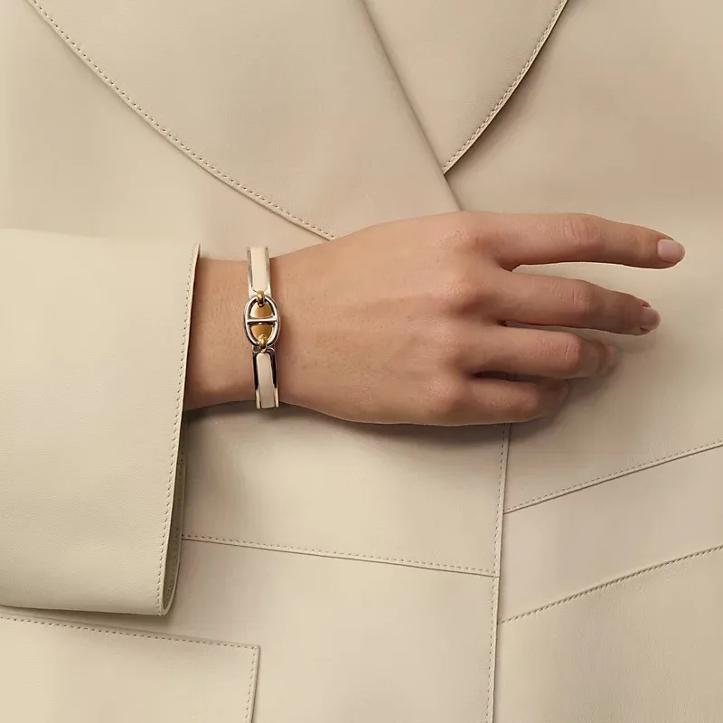 Alternative view of Hermes Mini Clic Chaine D Ancre Bracelet Creme Silver Hardware