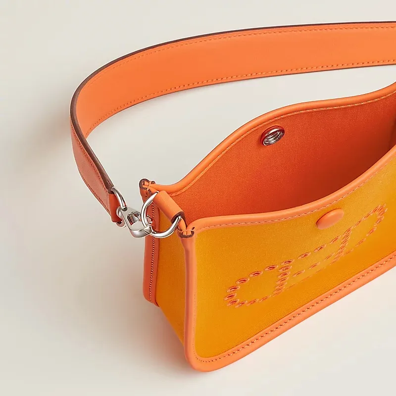 Hermes Neo Evelyne 16 Shoulder Bag / Light Orange Palladium Hardware - Image 5