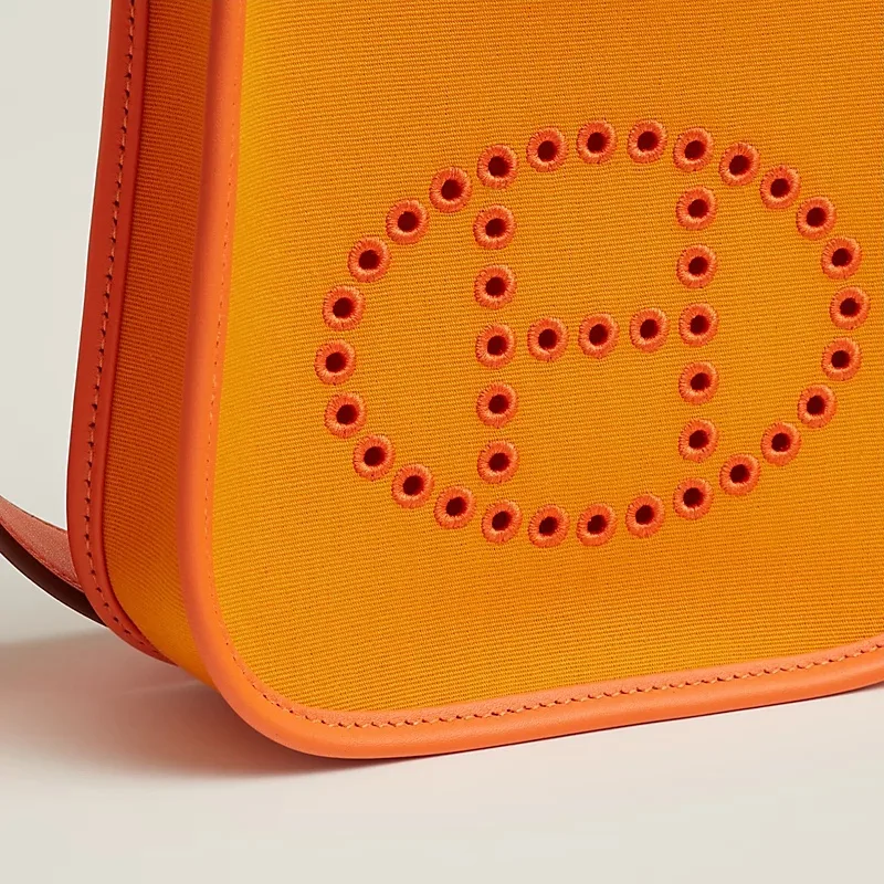 Hermes Neo Evelyne 16 Shoulder Bag / Light Orange Palladium Hardware - Image 6