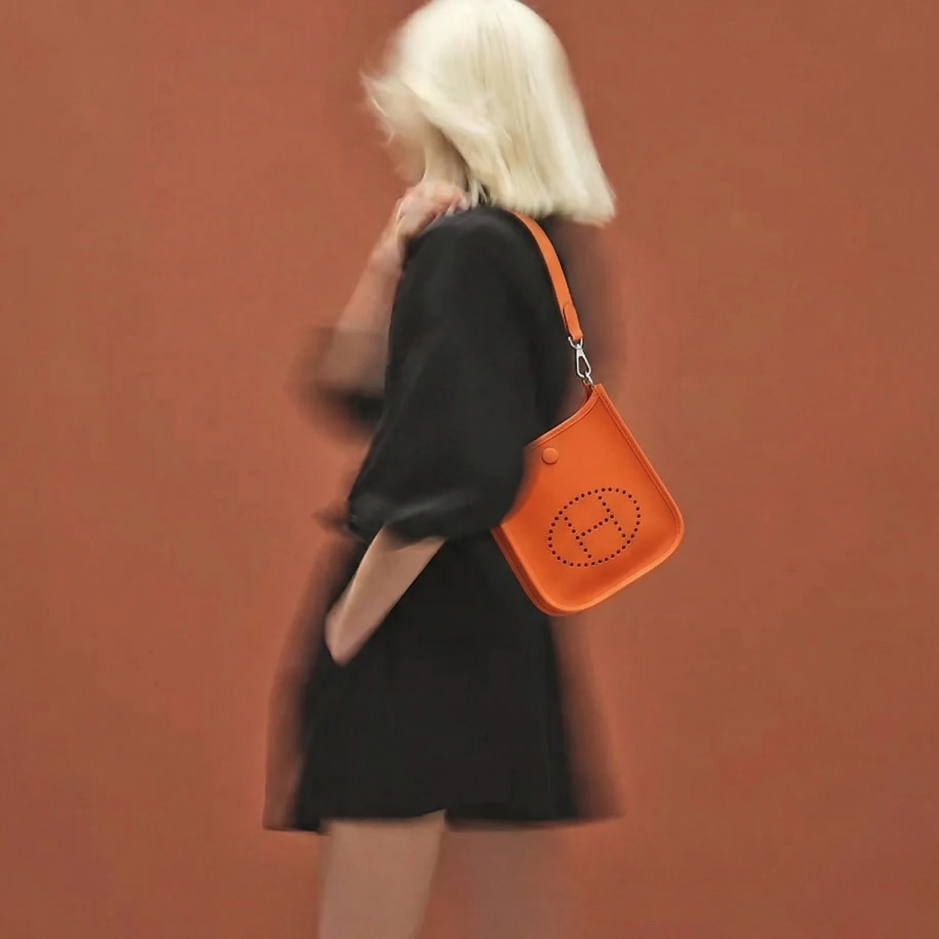 Alternative view of Hermes Neo Evelyne 16 Shoulder Bag / Orange Palladium Hardware