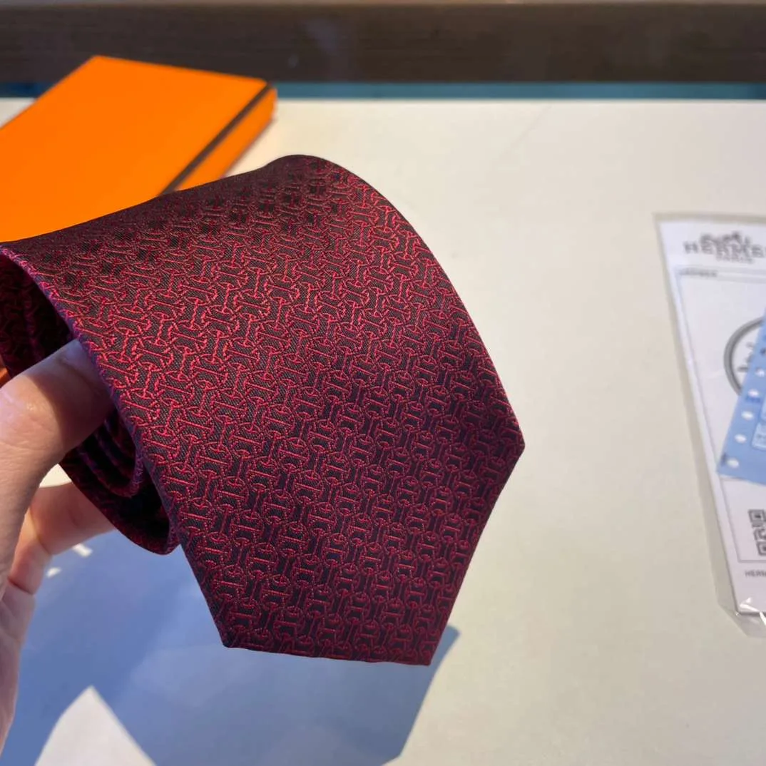 Hermes Tie Larguez Les Amarres Twillbi Red - Image 3