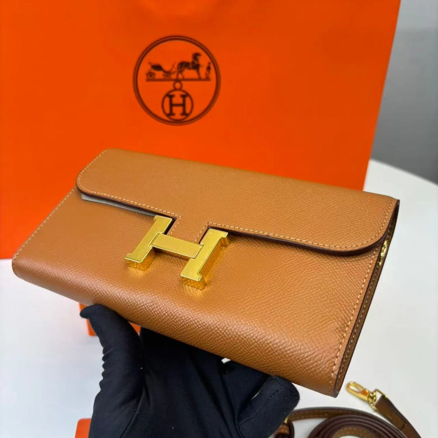Alternative view of Hermes Constance Epsom Long To Go Wallet Brown /