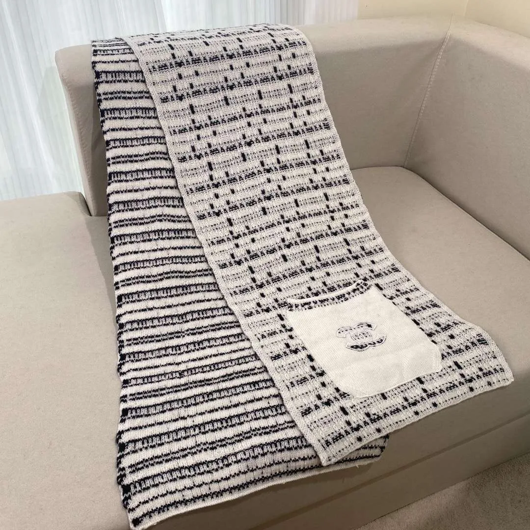 Chanel High-End Cashmere Scarf White - Image 10