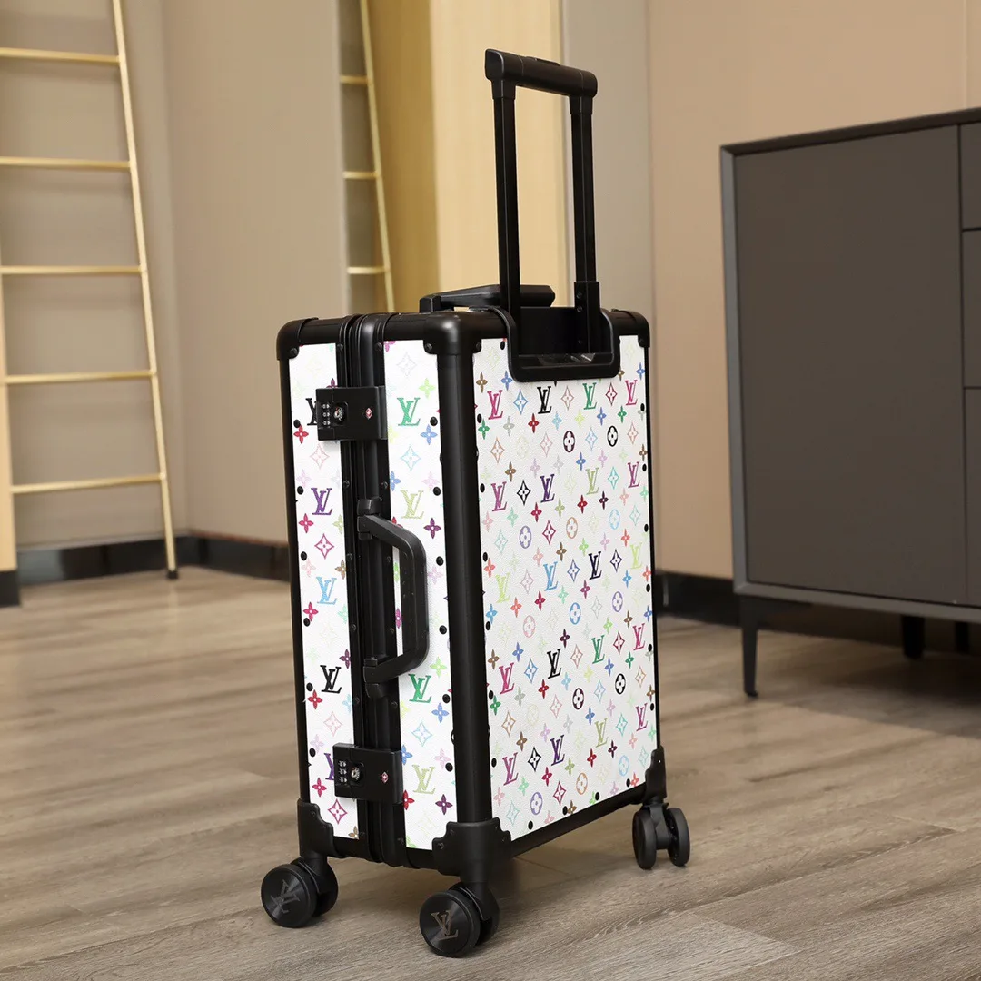 Louis Vuitton Horizon 55 Suitcase / White Black Hardware - Image 3