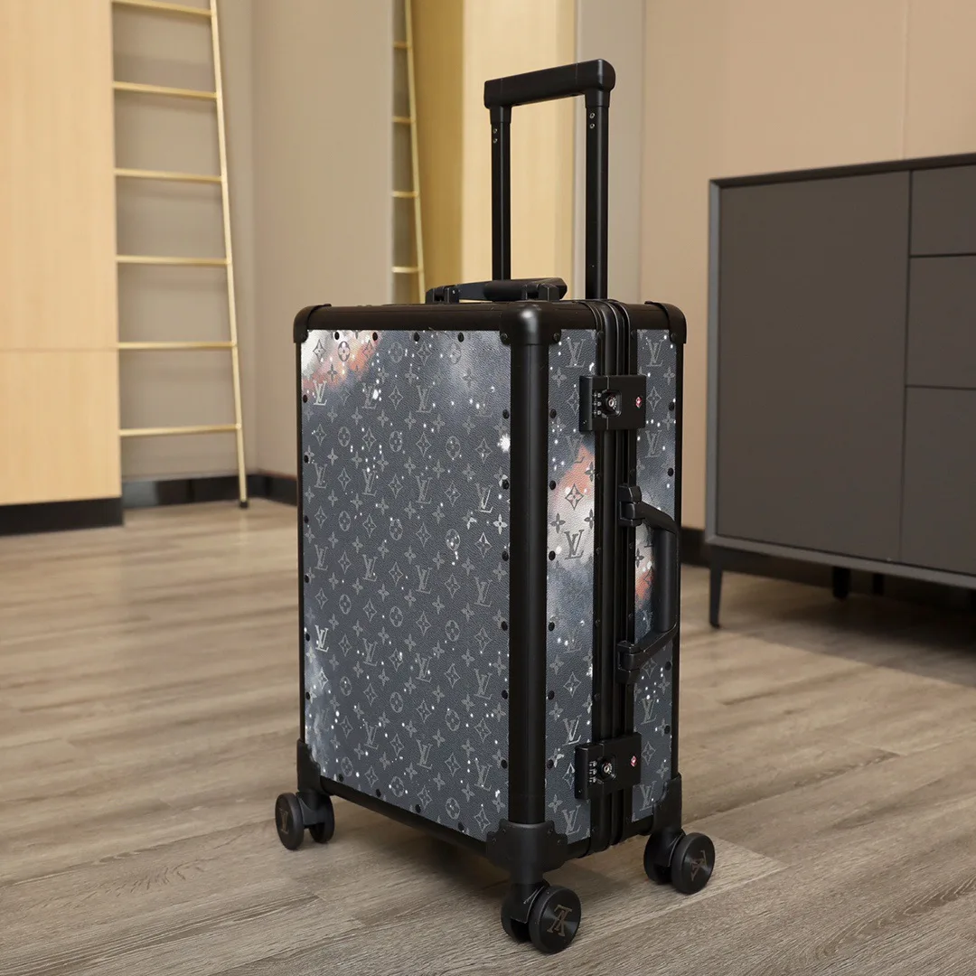 Louis Vuitton Horizon 55 Suitcase / Blue Black Hardware - Image 2