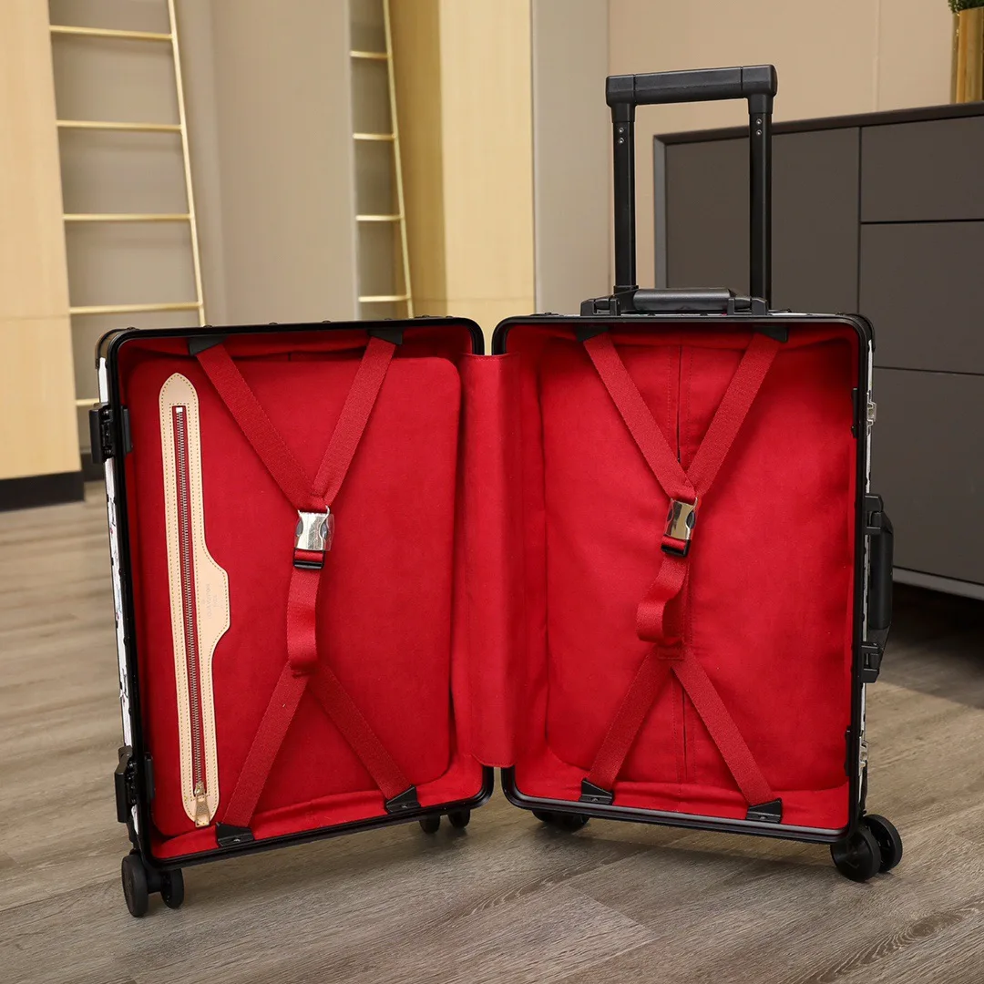 Louis Vuitton Horizon 55 Suitcase / White Black Hardware - Image 5