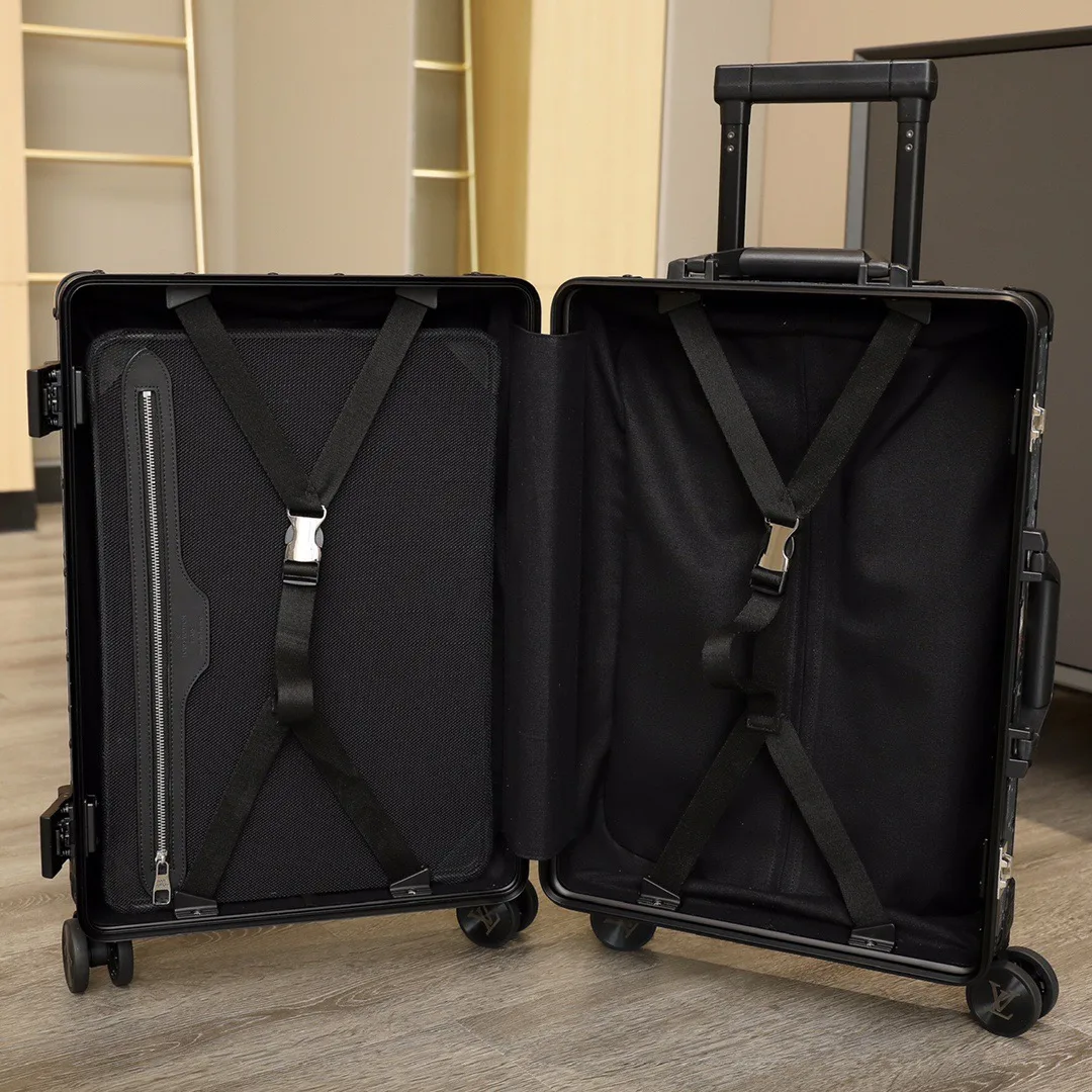 Louis Vuitton Horizon 55 Suitcase / Blue Black Hardware - Image 5