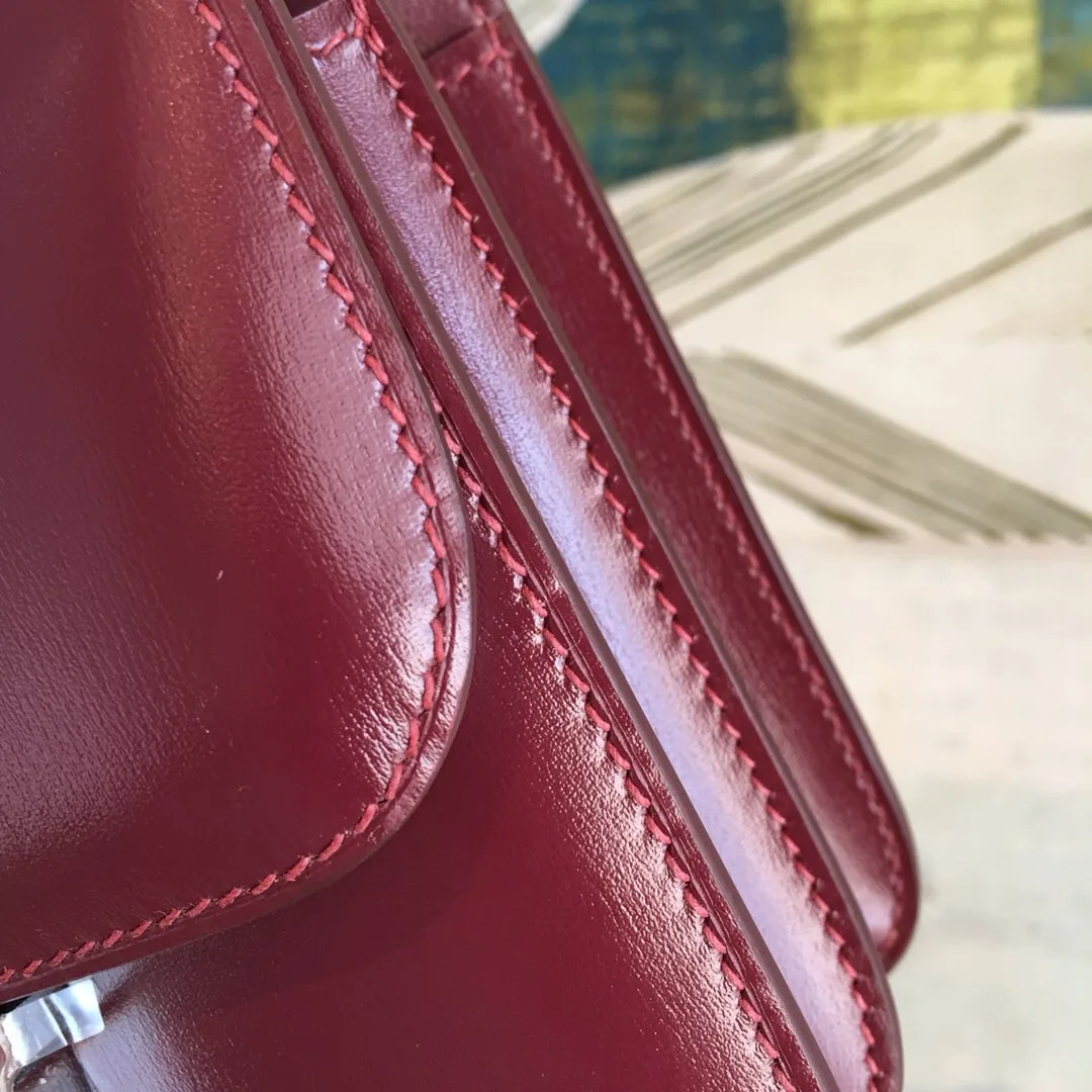 Hermes Constance 18 Crossbody Bag / Burgundy Swift Leather Silver Hardware - Image 3