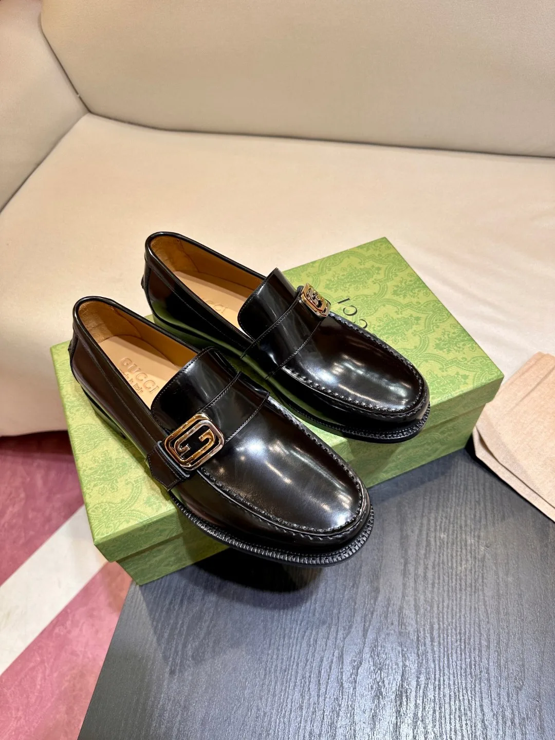 Gucci Interlocking G Loafer Black - Image 5