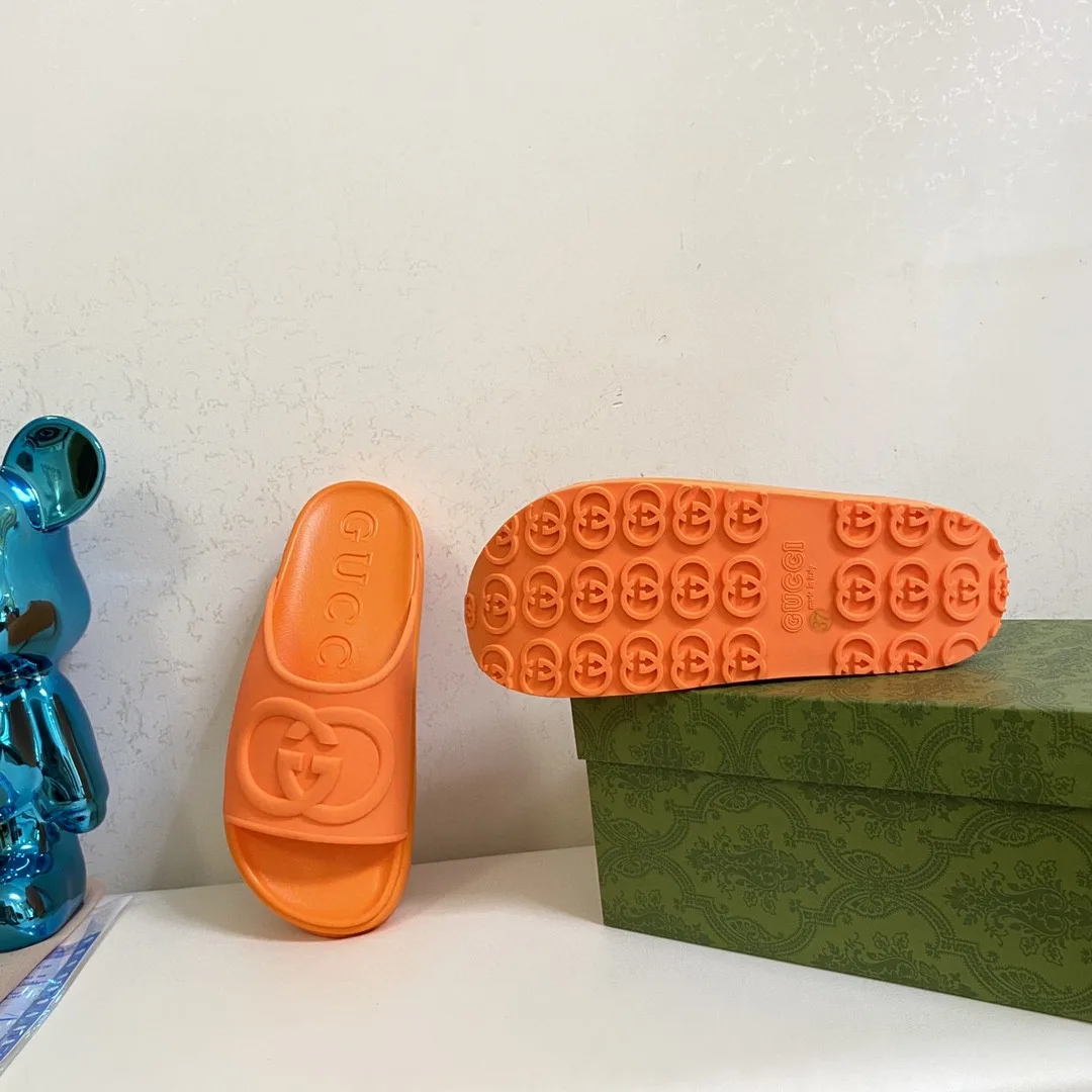 Gucci Interlocking G Slide Sandal Orange - Image 6